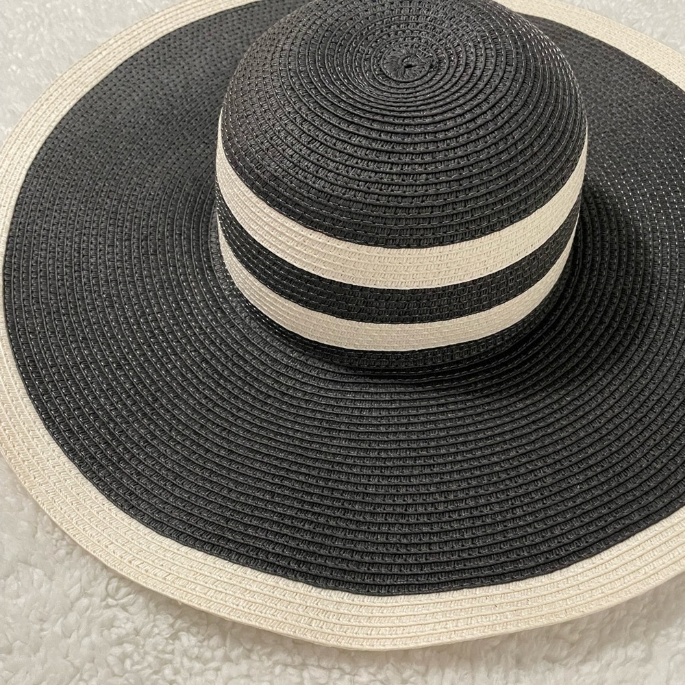 a new day Black and Cream Wide Brim Hat
